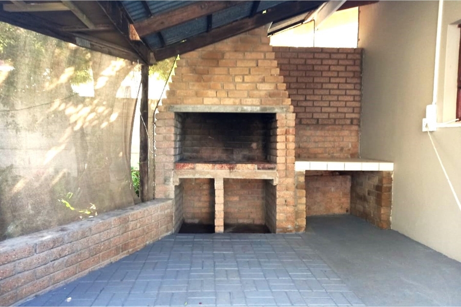 2 Bedroom Property for Sale in Albertinia Western Cape